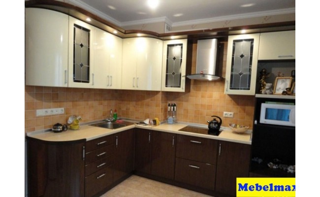 Кухня МДФ крашенный RAL 8016/9010 Глянец